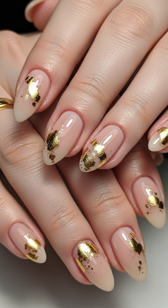 Short Almond Nails With Minimalist Gold Foil